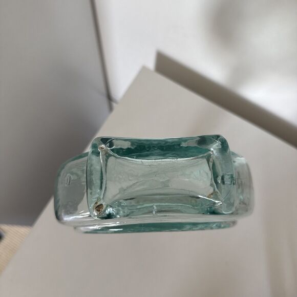 Vintage Grape Embossed Blue-Green Glass Wine Vinegar Bottle Made in Italy - Picture 6 of 6